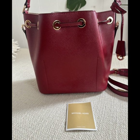 Michael Kors Cherry Red Bucket Bag - Picture 8 of 12